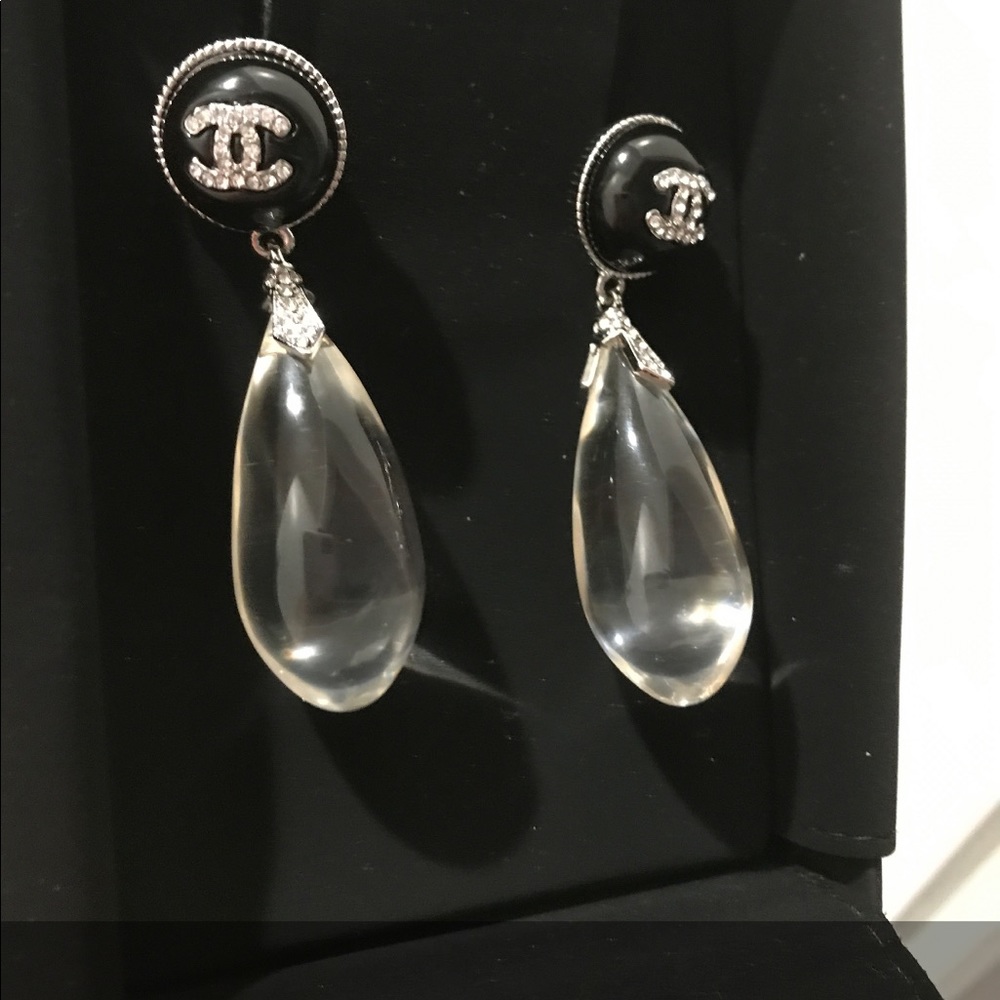 Chanel Black Onyx Teardrop Earrings